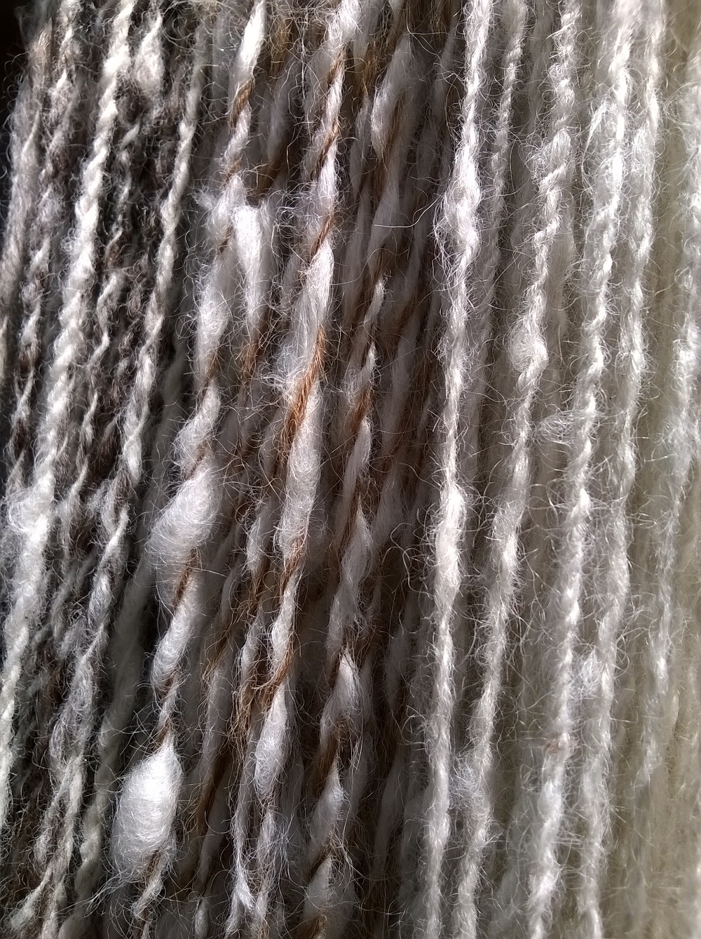 laine filée main, fuseau, alpaga